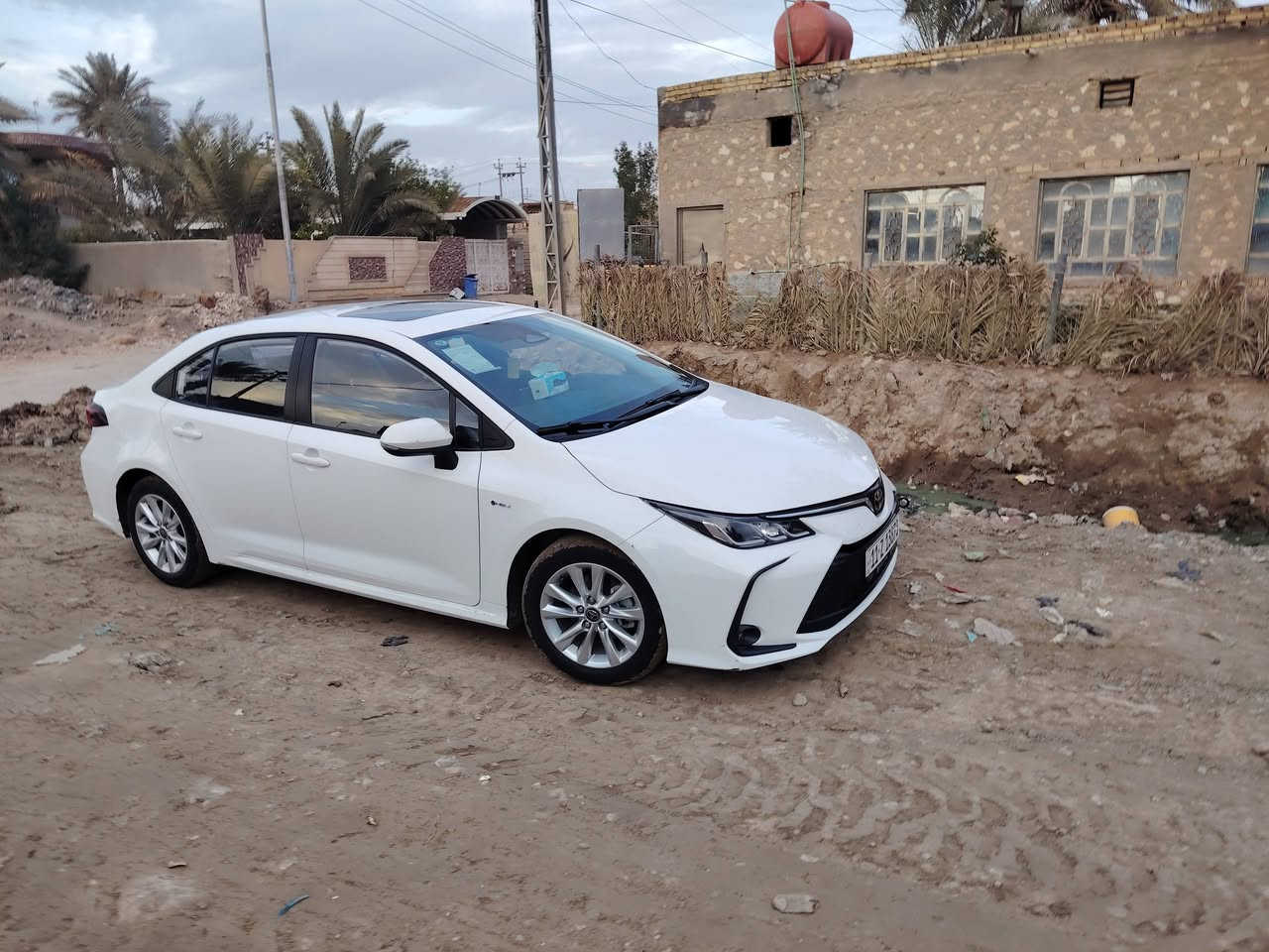 السلام عليكم
لبيع كورلا هايبرد 2025 شكل الخليجي 

رقم بغداد الجديد تحويل مباشر بسمي 

مكفوله كفاله عامه 

المواصفات 

كشنات جلد // بصمه ابواب // بصمه تشغل // سلايت // سايد بريك كهرباء //اوتو هولد // تبريد قطعتين // تبريد شاشه // 

تحديد مسار // رادار امامي // كامره خلفيه 

معروف مواصفات الكورلا 

مكان السيارة ديوانية / قضاء غماس 

ماشيه ((17)) الف 

السعر (164 )وبيها مجال 

الاتصال ‭***********
