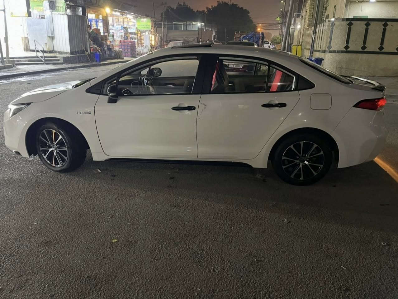 السلام عليكم كورلا وارد  صيني شكل الامريكي فول موصفات عدى كشن الجلد موديل ٢٠٢٤ ماشي ٣٠٠٠ زيرو  مكان اربيل *********** سعر ١٥٦
