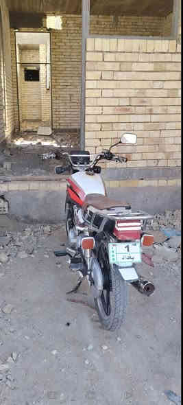 السلام عليكم موطور إيراني للبيع موديل ٢٠٢١ كامل من كلشي نضيف محرك البلادي ورقه منفيس مكانه الرمادي الزراعه السعر 500 وبي مجال للتواصل ***********
