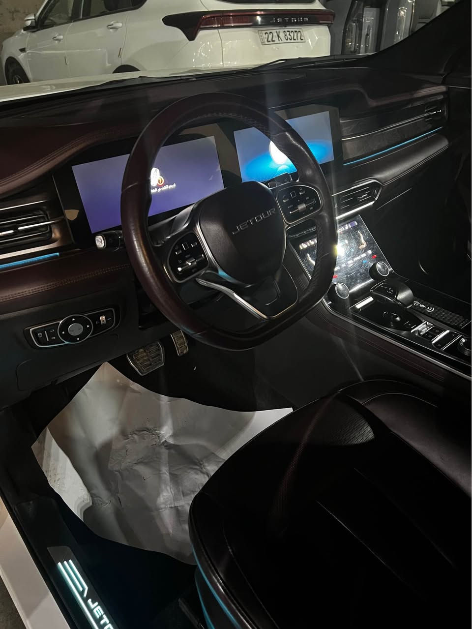 Jetour x90 2023 سەیارەیەکی فاملیە هیچی نیە فوول مواسەفاتە 92,000 هەزار ڕۆیە ڕەقەم بە هەرزانترین نرخ  
*********** أربيل, العراق

