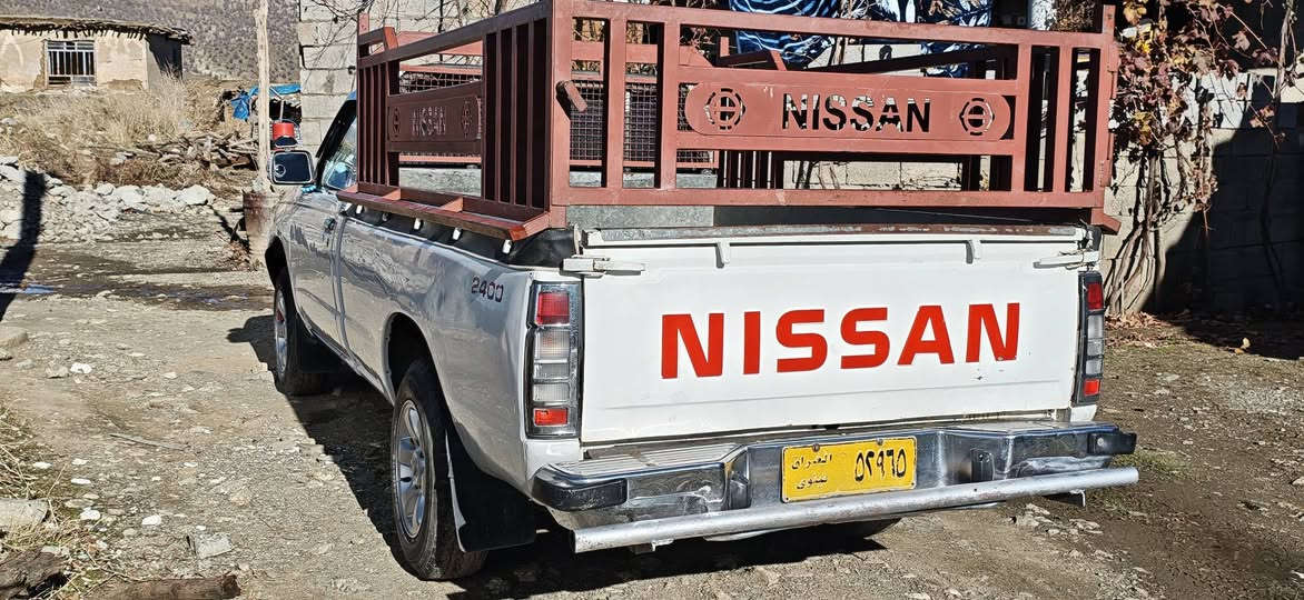 نیسان 2002 مکینە بەخ چوارتایەی لۆک  ناوبۆدی لۆک باری تێنەکراوە پێشی تازەگۆڕاوە مەکینەی 2013لەسەرە لۆک بۆنوخسانی مەگەڕێ دووسەو پەنجای نوخسانی بدۆزەرۆ گەڵا یەک ببڕە ئەکسلی 2013 لەسەرە ئاڕمی پلسکی هەولێرە سەنەویشی لەگەڵا *********** بنجوين, السليمانية
