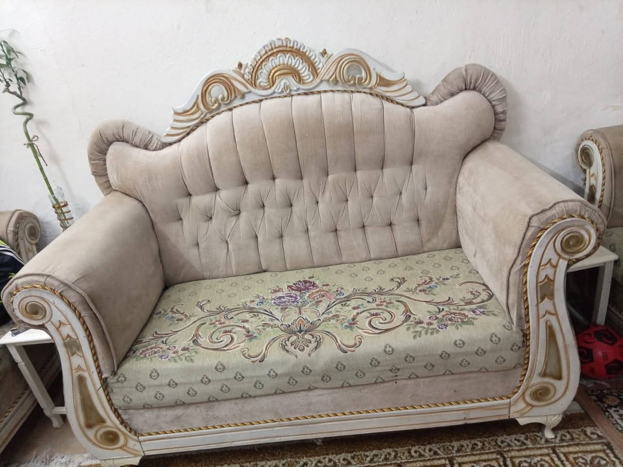 السلام عليڪم
تخم ملكي للبيع 10 مقاعد
التخم نظيف ومابي شي بي ضرر بسيط 
السعرة 450 وبي مجال بسيط


**إذا كنت صاحب هذا الإعلان وتريد حذفه لأي سبب، رجاءا أرسل رسالة إلى الدعم الفني**