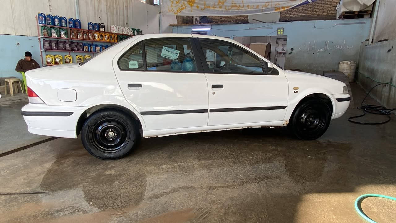 السلام عليكم سمند رقم نجف الجديد السياره مكفول من صبغ وتبديل ￼￼سياره ￼ جديدة من الحدادية من تخم تاير من مكينة من كير من تبريد. السياره￼ ما ناقص شي مديل 2012السعر 48وبيها مجال. الاتصال ***********
