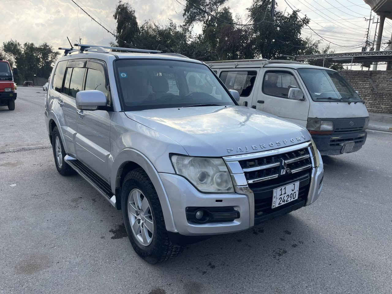 السلام عليكم باجيرو 2008 حبتور فول مواصفات فتحه حساسات دمام مري شفط كشن جلد كشن كهرباء كير ومكينه لاصرف ولا بخار صدر تايرات تبريد كله جديد بيها صبغ 3 قطع اثر جراد موجوده صور قبل الصبغ السياره جاهزه من كلشي مكانها بغداد السعر 103 وبيها مجال ***********
