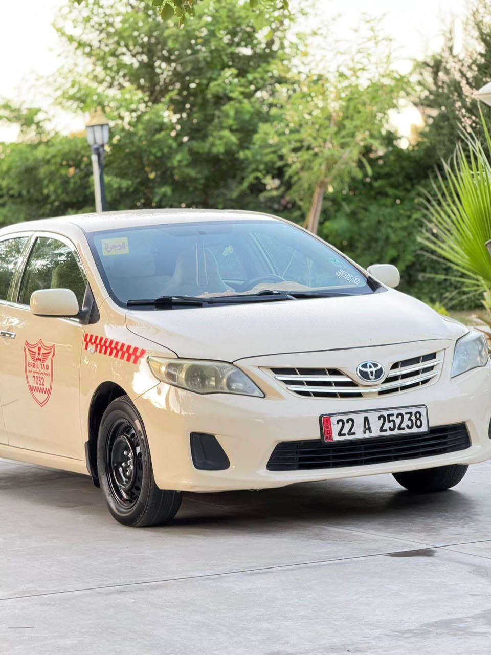 TAXI 2012 
كۆرۆلا بیلاد تەكسی بیلاد عادیە كرایتە تۆماتیك بەشەرت چاملغی پێشەوی سەكن هەندەك تەعدیلە چوار پەنجە بۆنیت دوو سەرە هیلالی پشتەوە تەعدیلە جەمپەكی خەفیفی پشتی هەیە بێ ناو گرتن تحویل بەناو كردن بەشەرت 1،510 غەرامەی لەسەرە بێ داشكان وەدەگریەوە أربيل, العراق


**إذا كنت صاحب هذا الإعلان وتريد حذفه لأي سبب، رجاءا أرسل رسالة إلى الدعم الفني**