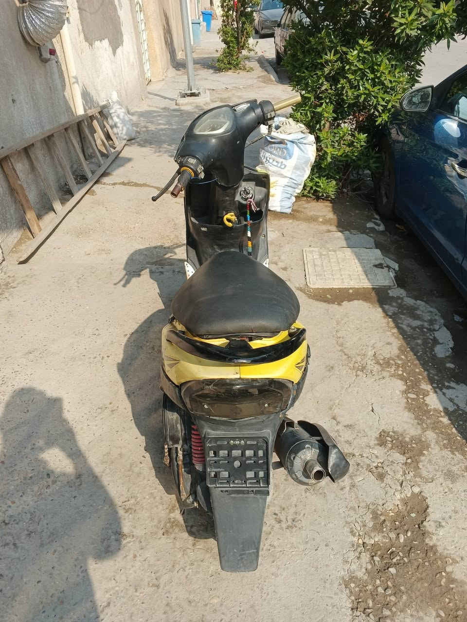 دراجه ماكس للبيع 
العنوان بغداد الجديده 
سعر 450وبيهامجال
***********
