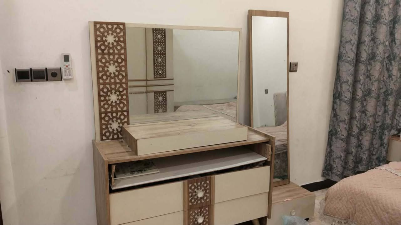 غرفه نوم مستعمله للبيع


**إذا كنت صاحب هذا الإعلان وتريد حذفه لأي سبب، رجاءا أرسل رسالة إلى الدعم الفني**