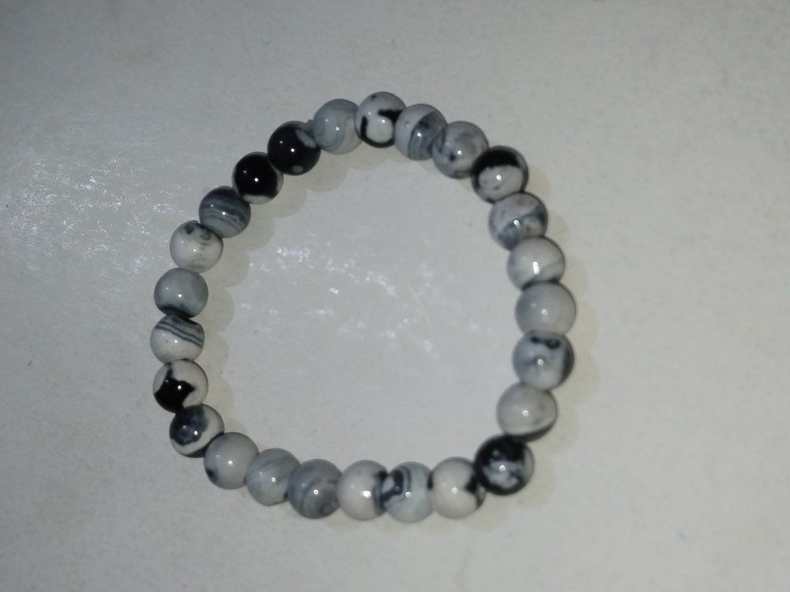 سورات حجر طبيعي لبيع عقيق يماني يوجد توصيل


**إذا كنت صاحب هذا الإعلان وتريد حذفه لأي سبب، رجاءا أرسل رسالة إلى الدعم الفني**