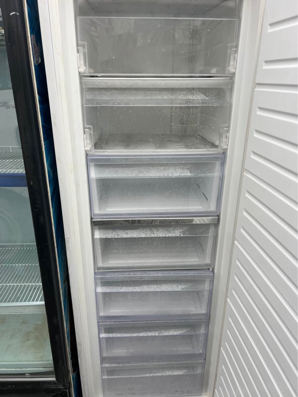 سلام عليكم عارضات ثنين خوات الجدد يكور تركي ع شغل وع ضمان و مجمده عاموديه أخت الجديده ع شغل وضمان مكاني بغداد المشتل شارع مطبك وهذا رقمي *********** بغداد, العراق
