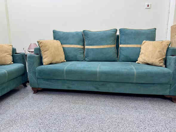 تخم نظيف جدا جدا 9 مقاعد مكاني الكرادة *********** قماش ضد الماء اسفنج طبي بغداد
