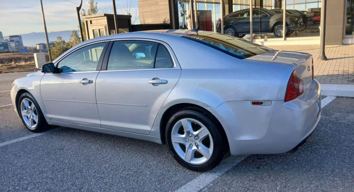 فورشتنی . خێرا  
السلام علیکم

شوفرليت ماليبو 2010 

بي بۆياغ و بێ لێدران دوو سي پةلة ساردي بچوكي هةية  

رةنگي سلڤةرة 

گيرومةكينةي بةشةرتة بي كيشةية  

رةقةم و سةنةوي تازةية.تا 2027

تةحويل و غرامةي بةشةرت 

سةيارةكي جاهيز و بيكيشةية 

نرخي / 75 مجال

ژمارە مۆبایل : ***********
————————————————————-

مبيعات سريعة ...
سلام عليكم 
ماليبو  2010
مكينه 2400مرغوب  مكينه بل جيس 
 
بدون صبغ بدون ضربه بدون دواخل 
بيها مكانات بارد قليل سونار موجود 
رقم شمالي دولي   بأسمي  سنويه لغايه 2027
يعني تاخذهه من صاحبها شرط التحويل والغرامات 
تخم تاير جديد  تبريد ثلج  
 تحكمات ستيرن 
سعر 75 مجال

رقم : *********** السليمانية, العراق
