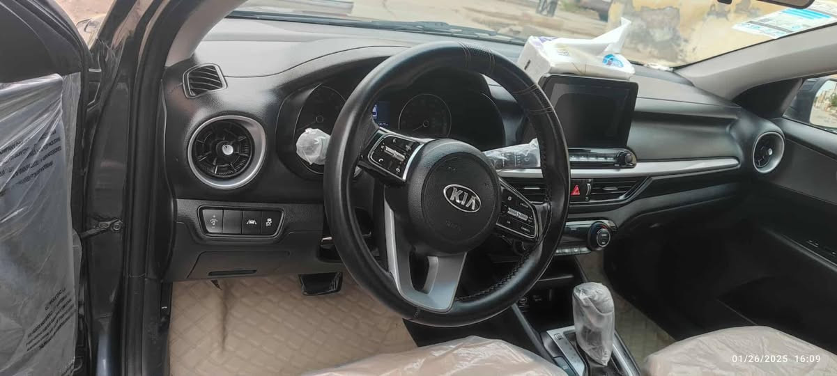 فورتي 2019
رقم بغداد
محرك 2000 دوش
 كير AT  
مقاعد مخمل
ويل كروم 
كاميرا خلفية دوارة 
تبريد ثنائي المناخ 
رادار تحديد مسار 
وارد امريكا حادث خلفي بسيط كما موضح بالصور
ممشى 130 الف 
السعر 123 ورقة قابلة للتفاوض
مكاني ناصرية
للتواصل خاص او على الواتساب الرقم
*********** الرفاعي, ذي قار
