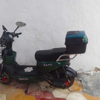 دراجه شحن للبيع جديده بطاريات جدد  5 بطاريات السعر 475000 وبيه مجال لل...