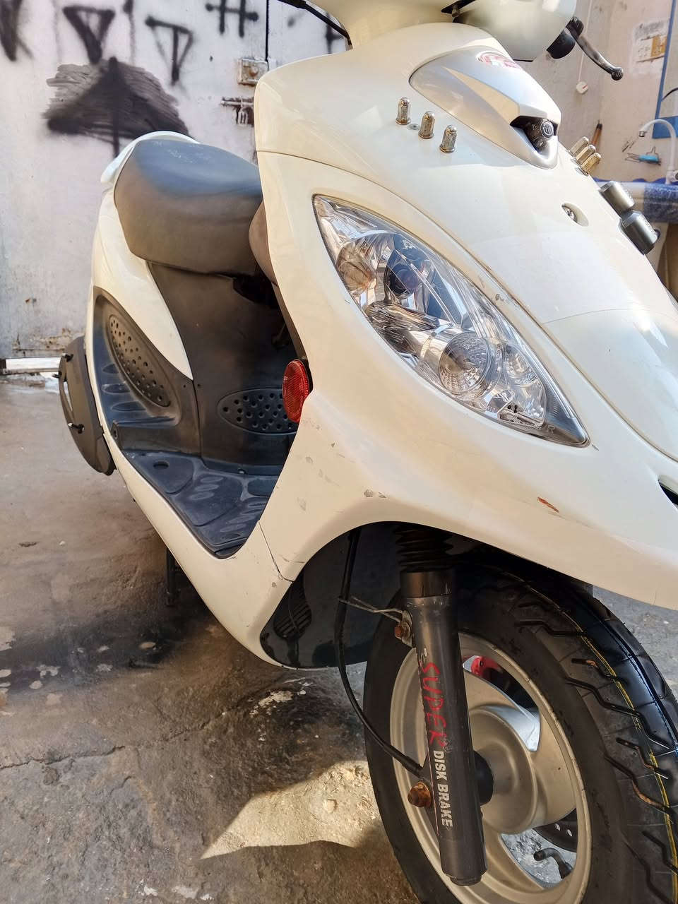 كامو لبيع كفاله عامه مكان رفاعي مكينه 125 ***********/ وساب مديل 2015 سعر مليون 150
