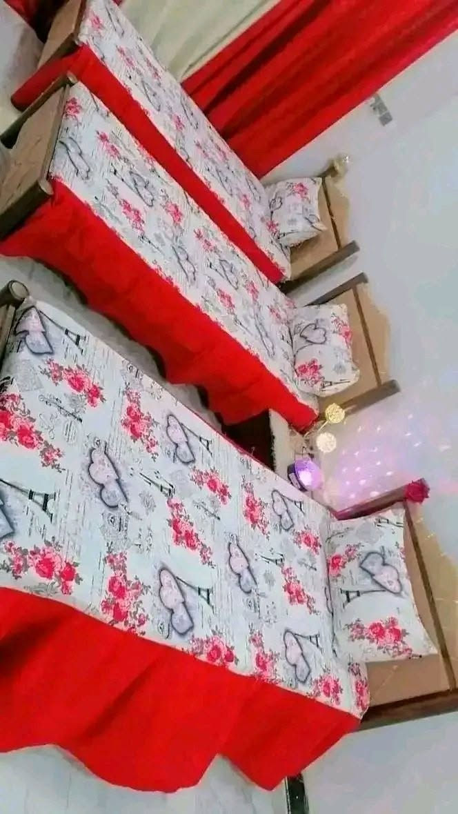 فرشات ولا اروع قماش وخياط درجة اولى 
نفرين كشكش ب15الف
نفر كشكش ب10ألف
توصيل موجود


**إذا كنت صاحب هذا الإعلان وتريد حذفه لأي سبب، رجاءا أرسل رسالة إلى الدعم الفني**