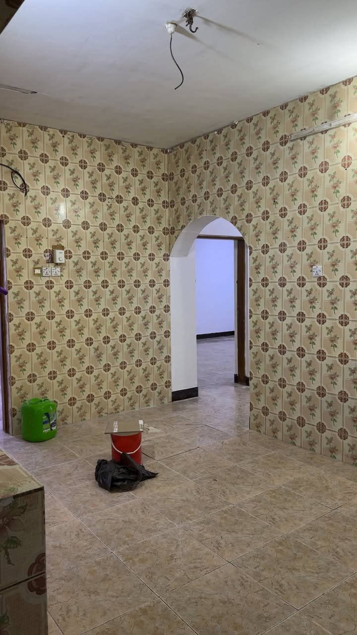 للايجــار مشتمل الطويسه قرب رباط
يحتوي3غرف منام ومطبخ صحيات
اجار650 📞 *********** 📞
