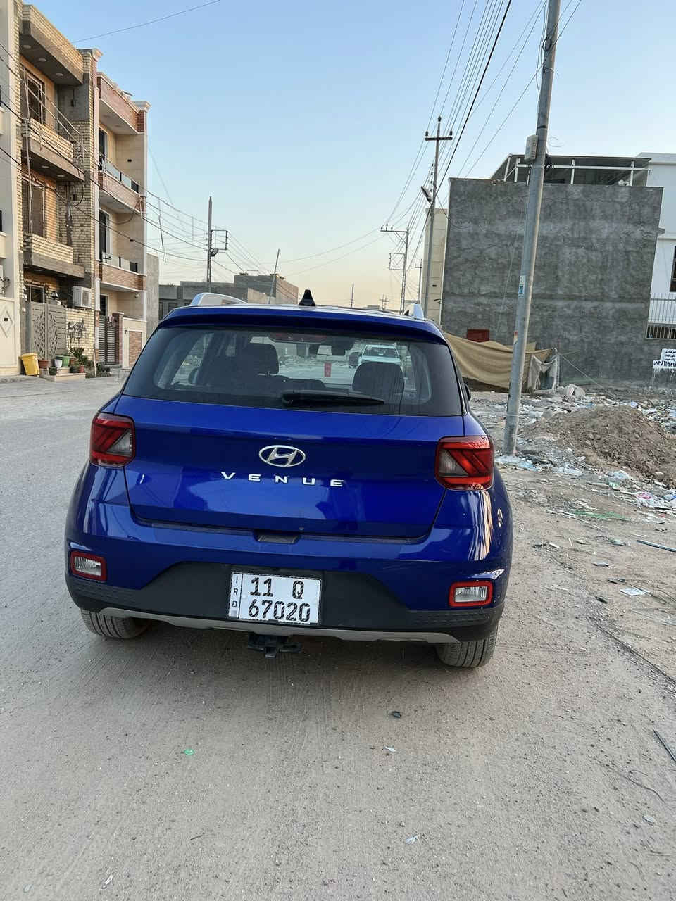 هونداي فينيو 2022للبيع
وارد امريكي بدون ايرباك بجم كبس ضربته خفيفة سطحيه مثل مموجود بالسونار وصور الحادث 
وهنا بالعراق صارت طخه خفيفة بين البابين وصار صبغ ع كده
ماشية 40 الف ميل 
فول مواصفات من عده البصمة 
المواصفات:-
1- فتحة
2- مود درايف 
3- رادار امامي
4- رادار جانبي نقطة عمياء
5- كار بلي وكامرة دواره
6- تحديد مسار
7- مساعد انزلاق 
8- شاشة اعطال 
9- تايرات كروم
رقم بغداد بأسمي 
سيارة مال جناي ما نقصه شي 
محرك كير تبريد صدر 
تخم تايرات وباتري جديد. 
سيارة خير من الله 
السعر123 ورقة وبيه مجال بسيط حك الجيه
المكان بغداد الدورة
الرقم ***********
