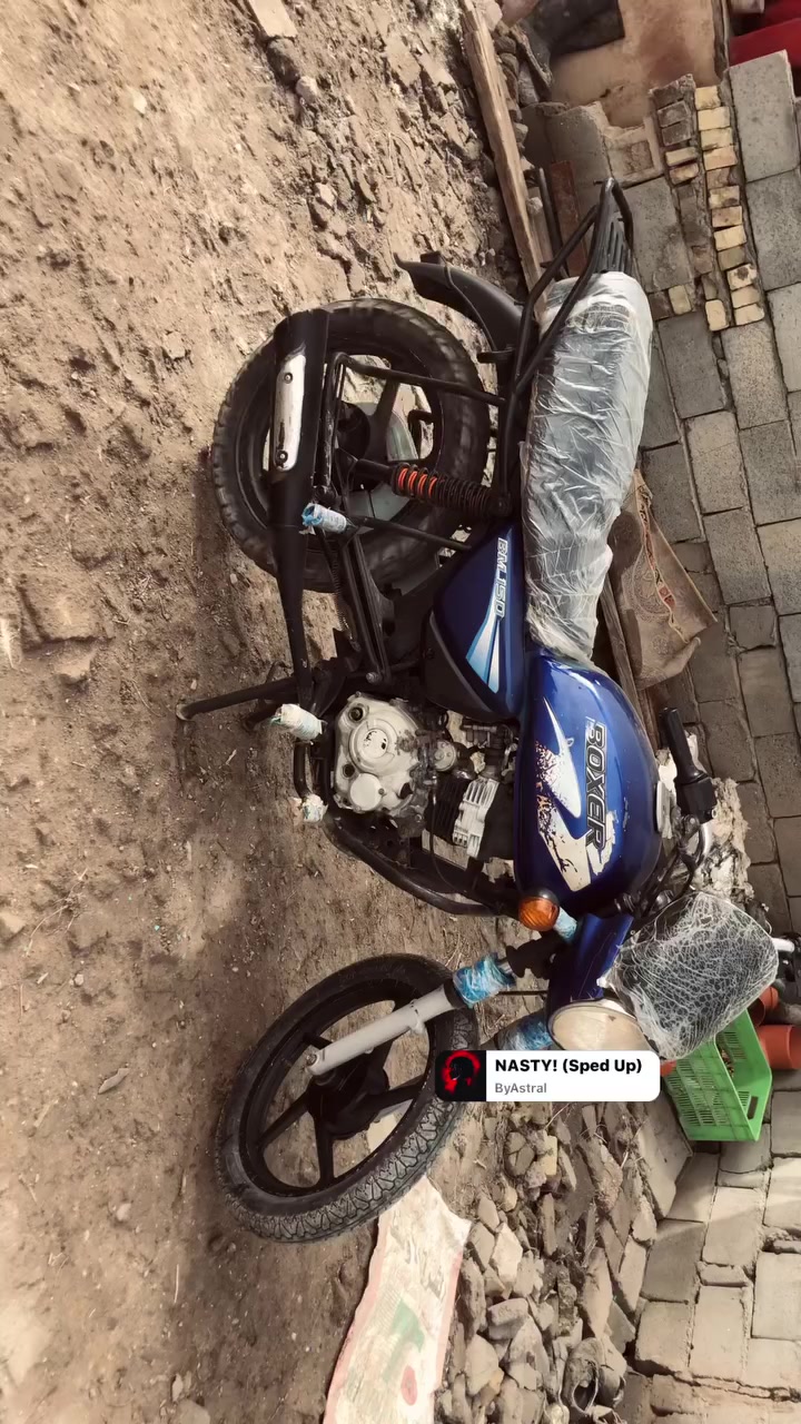 بوكسر موديل 2019/ اوراق شغاله بيه خيط تبخير سحب قوي بيه شويه نقوصات تحتاج ترتيب الان جانت متروكه سلف تشتغل المكان ميسان العزير السعر 600/ بيه مجال قليل متواجد بس ع الانتصال ***********
