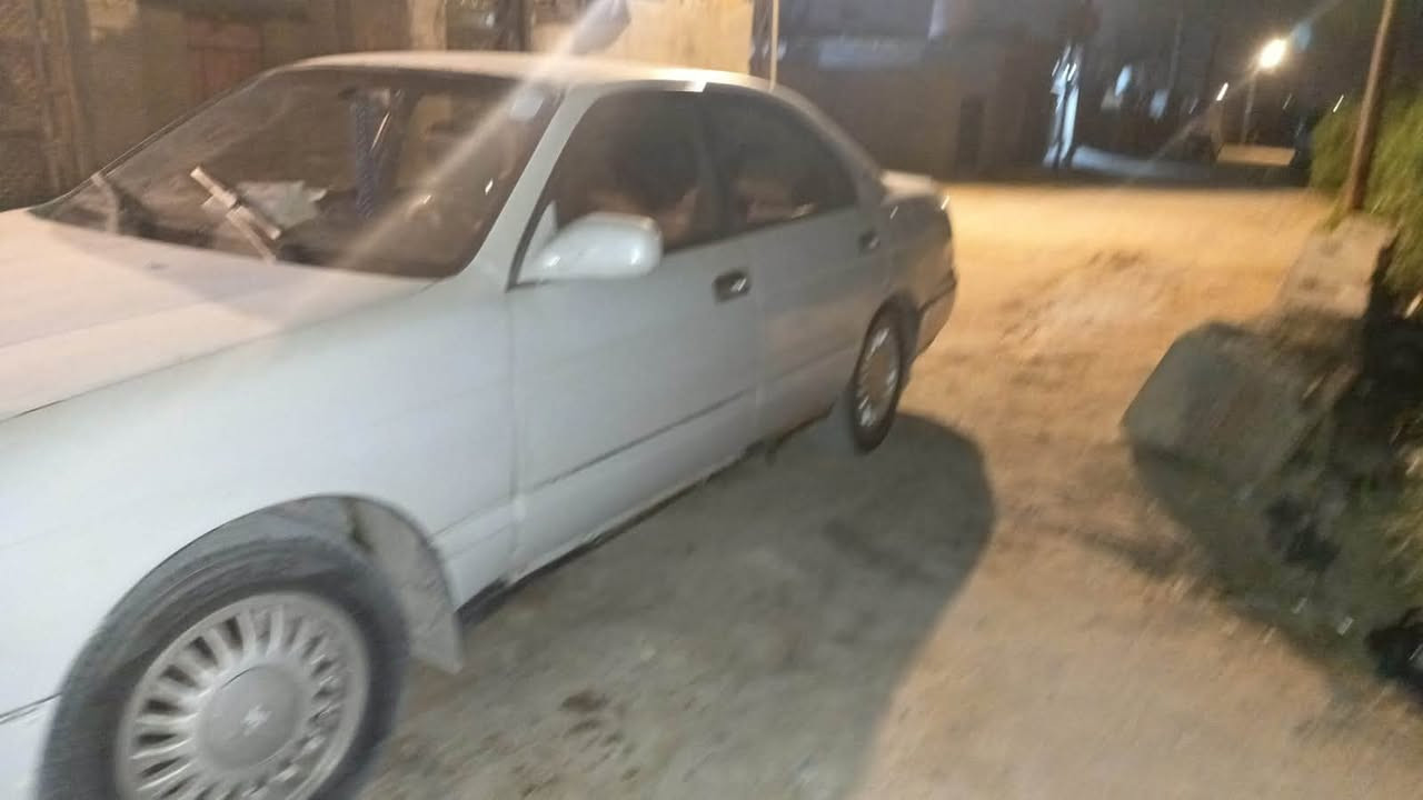 السلام عليكم سياره البيع مكان سياره البصره اني مكلف بلنشر مكلف رقم صاحب سياره  ***********

