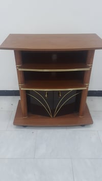 ميز تلفزيون • ٨٠×٨٥