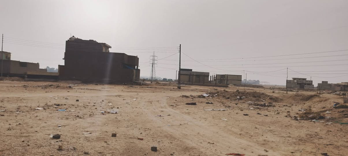 السلام عليكم قطعه للبيع 50 متر ركن الواجهه 5 والنزال 10 حي موظفين الحر خلف المستشفى التركي بالقرب من الحزام الأخظر وحدائق العتبه مقاطعه 39رقم القطعه (39304) رقم صاحب العقار للتواصل المباشر معه ***********
