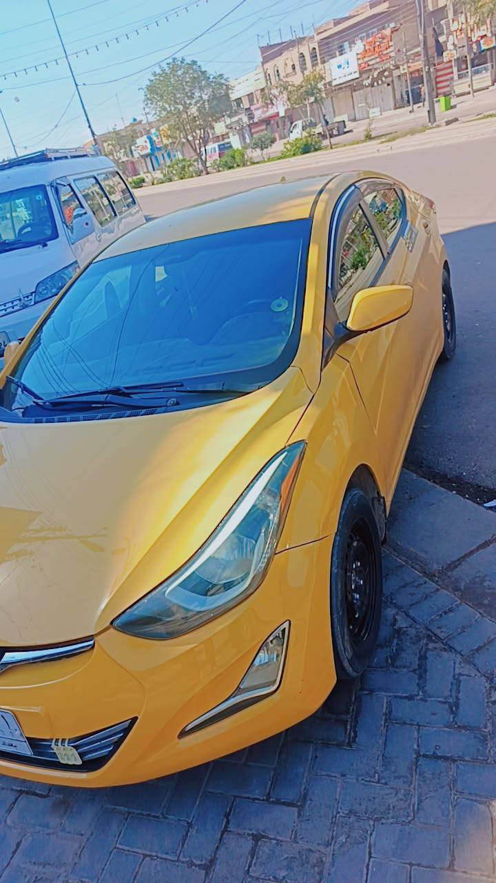 اللنترا امريكي 2013 حادثها خلفي قبق صندوق امبدل وتبديل بنيد وتصليح جاملغ خلفي يعني ٣ قطع كير ومحرك وتبريد كفاله السياره محدثه ١٦ وحداديه نص عمر السعر ٨٥ وبيه مجال شرط التحويل ثاني يوم العنوان بغداد حي الجهاد
***********
