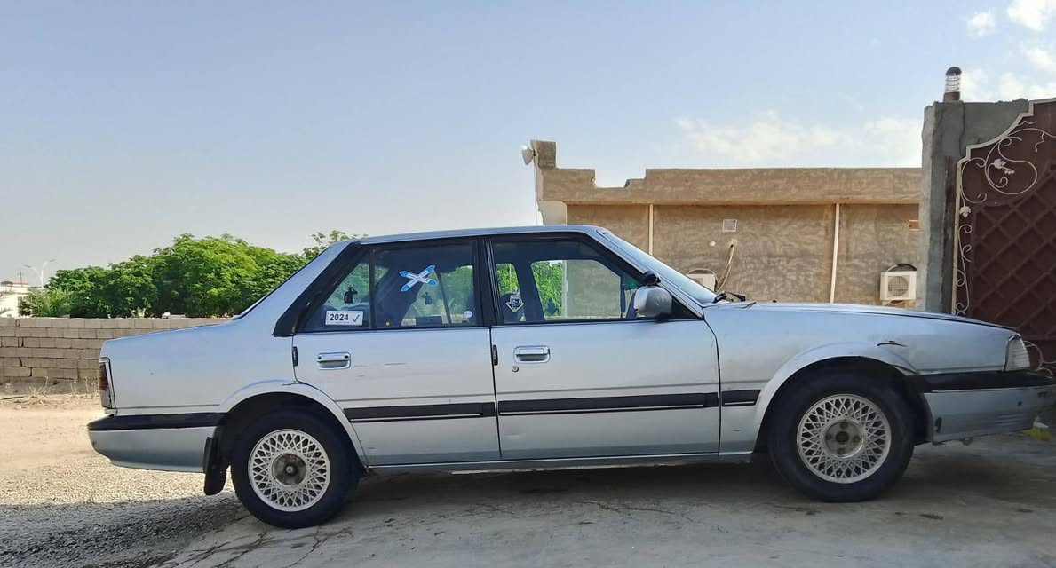 السلام عليكم ورحمة الله وبركاته عندي سياره للبيع كية كبتل موديل ١٩٩٤ رقم صلاح الدين ار سنوية كرتونية خضرة محرك وكير وكرهبايات تخم تاير صدر كلو تمام والسعر ١٧ وليريد يتواصل معي وهاذا رقم تلفوني *********** واني حاضر للطيبين
