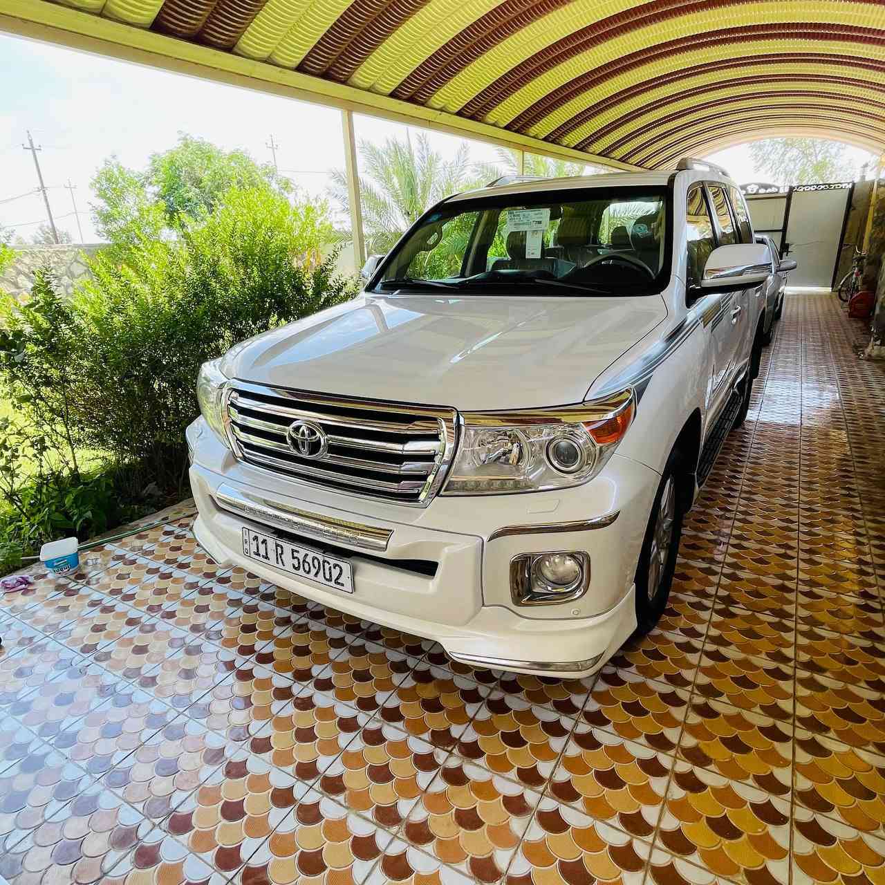 لاندكروزر  ٢٠١٤  بريم اصل فول مواصفات 
كفاله عامه ٦ سلندر ماشيه ١٣٢ الف حقيقي قابل للزيادة
رقم بغداد باسمي تحويل مباشر 
السعر ٤٢٠ وبيه مجال 
مكان السياره بابل 
للاستفسار ***********
