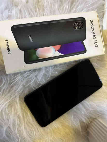 جهاز A22 /5g سامسونك للبيع شرط ما واصل مصلح مال بيت ذاكره 128 مع كارتونه نظافته فول كدام العين تفحصه بيدك يلا تاخذه السعر 100 وبي مجال حك جيتك تواصل ***********
