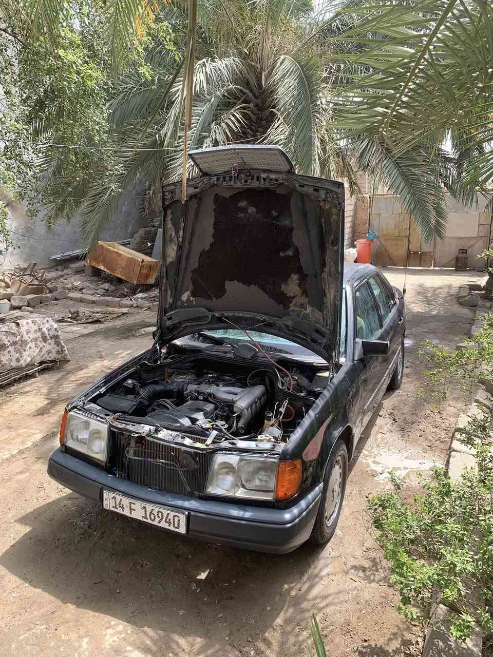 السلام عليكم سياره لبيع مرسدس مديل ٨٧ كير أو محرك ببطه رقم بصره إنكليزي مراوس عادي تصير السعار ٤٠ ***********
