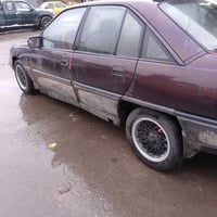 سياره • للبيع • بدون تفاصيل