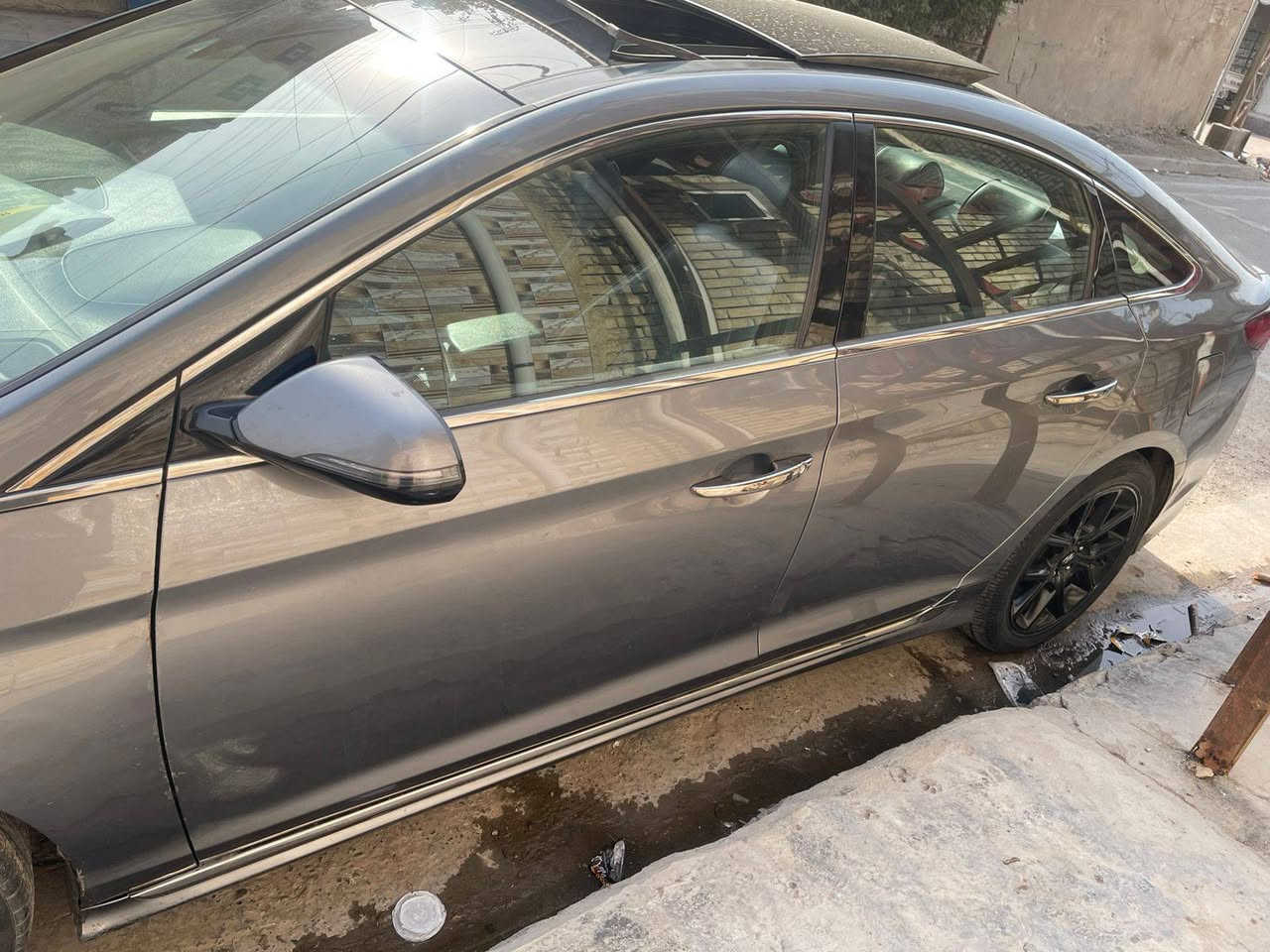 سوناتا 2019 محرك 2000 تيربو
ماشية 100 فول ومواصفات 1/1 بانوراما رادار امامي وجانبي لايت امامي متحرك كشنات كهربائية تدفئة تبريد بالكشنات
تدفئة ستيرن
حادثهة بأمريكا بارد بالبنيد وصبغ جاملغ خلفي وبالعراق صار بيهة تبديل قطعتين وصبغ بالجاملغ الخلفي ونبخ كلير كلة ايرباك البردة طاك
مبدليلهة مكينة جديدة قبل فترة شاصي لغد مكفولات مكانهة الشعلة138 وبيهة مجال


**إذا كنت صاحب هذا الإعلان وتريد حذفه لأي سبب، رجاءا أرسل رسالة إلى الدعم الفني**