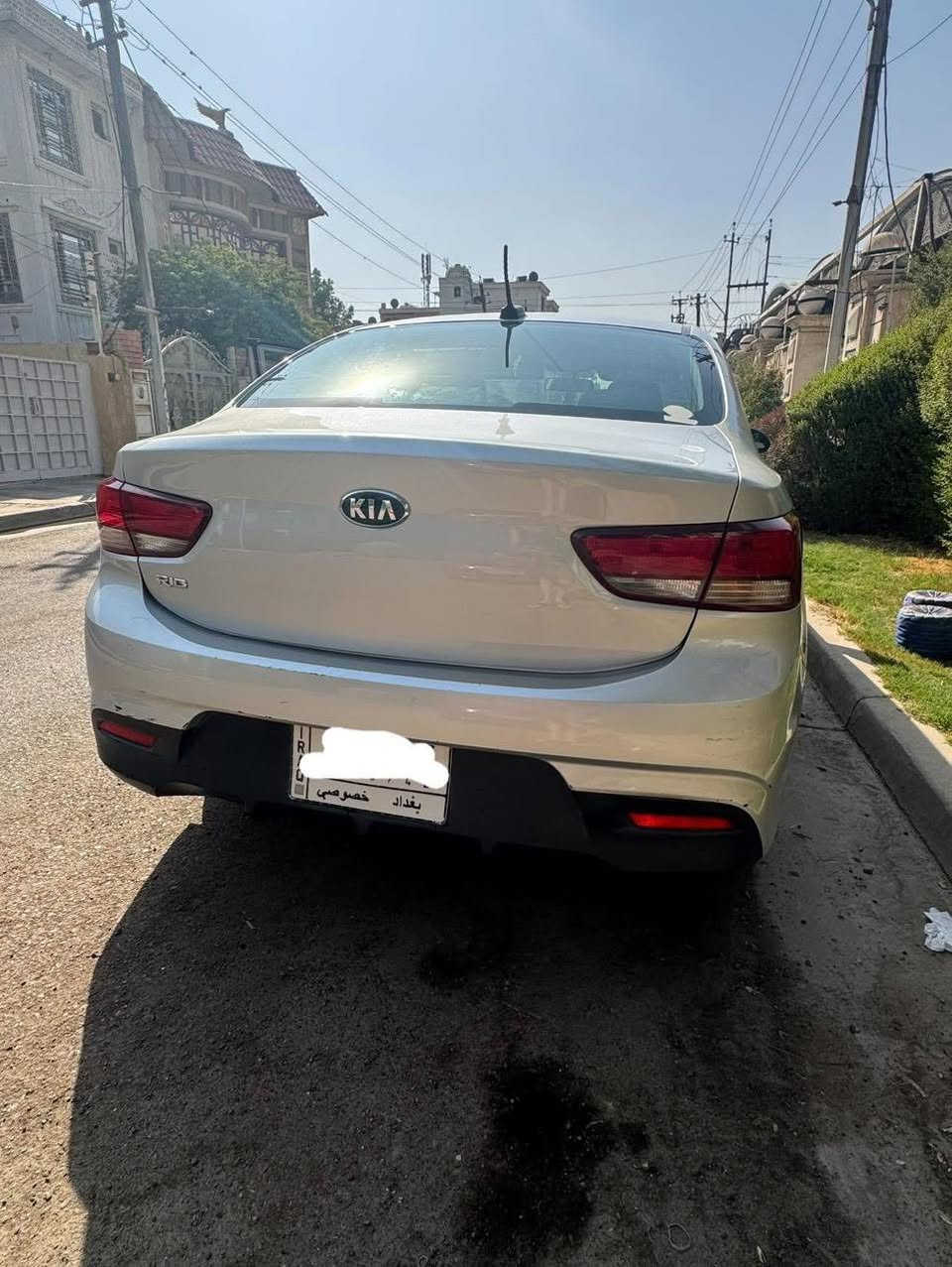 سلام عليكم كيا ريو 2018 رصاصي ضرر كما واضح بالصوره بسمي بغداد سعر 99 تواصل ***********
