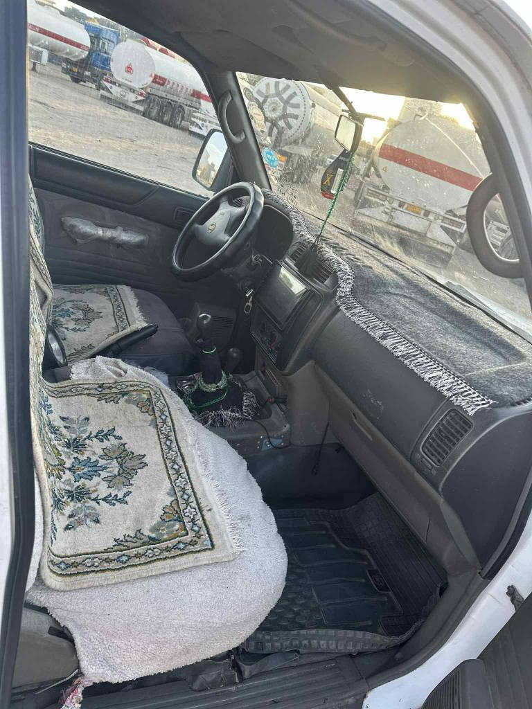 بترول 2002 سنةوي تازةية و 
ناوي لة حساسبة نية سعري 90 وةرقةو معملة 
*********** شمشمل, السليمانية
