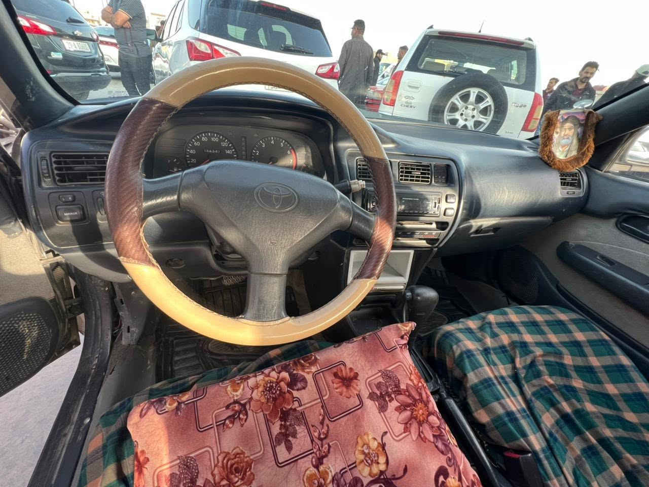 كورلا موديل 1992 للبيع
السيارة بيها صبغ حزام للجمالية وتعمير بالجنطة 
كير ومكينة كفالة كلش نظيفات
رقم بابل باسمنا تحويل ثاني يوم 
السعر ٤٥ وبيها مجال للشراي


**إذا كنت صاحب هذا الإعلان وتريد حذفه لأي سبب، رجاءا أرسل رسالة إلى الدعم الفني**