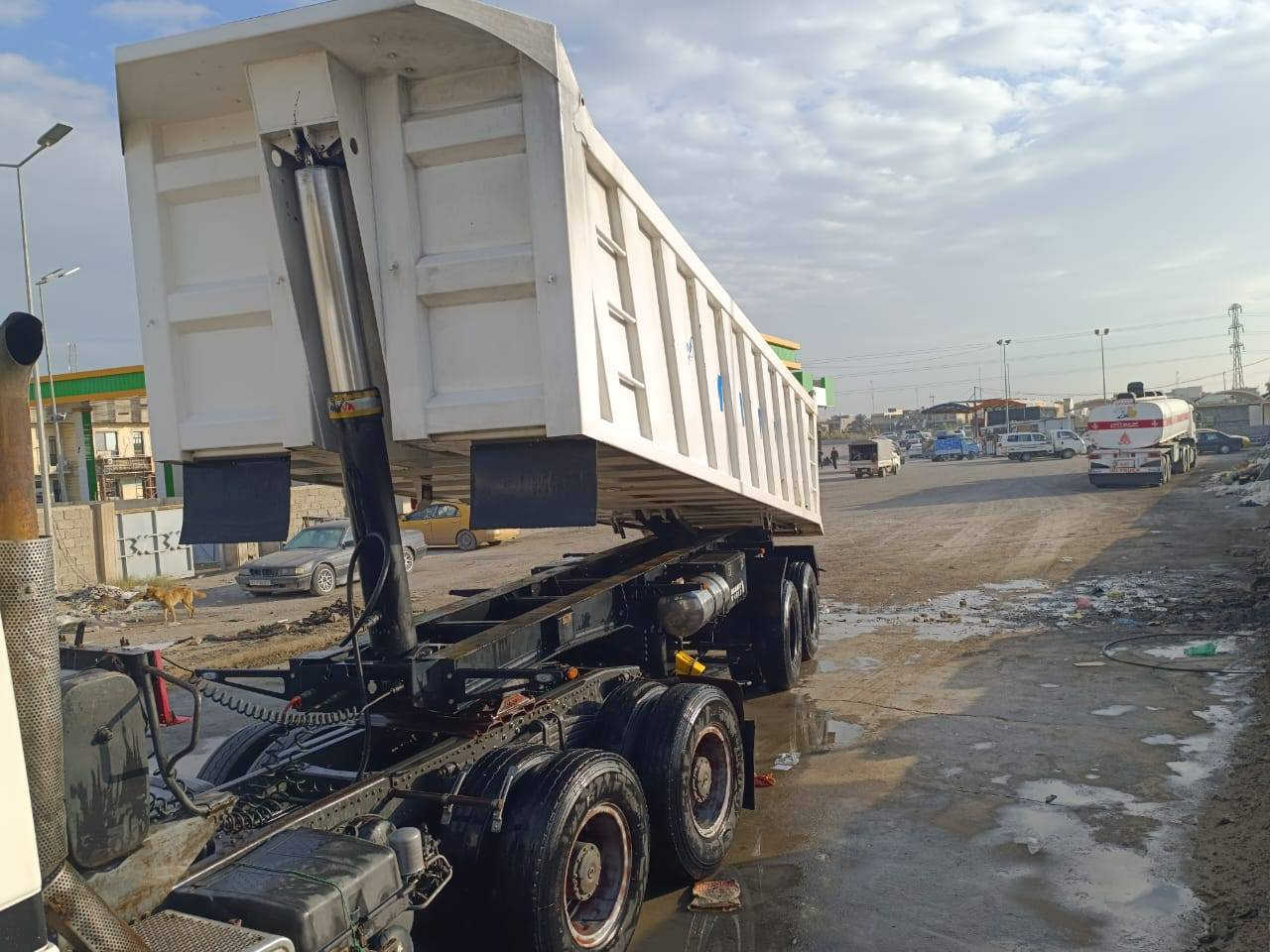 سلام عليكم للبيع عربانه نساف عمل الفلوجة ابو رأىد موديل ٢٠٢٣ مكفولة من كلشي السعر ٢٣٠ بيه مجال رقم الموبايل *********** او *********** مكاني بغداد
