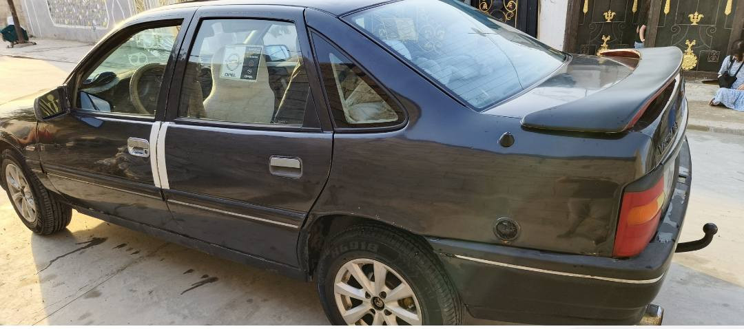 سلام عليكم اوبل فكترا حجم ١٨رقم سليمانيه سنويه لل٢٠٢٩ سياره بسمي بيه كوبون بنزين 37
*********** خابر عل واتساب
