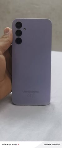 جهاز a14   للبيع ذاكره 64  والجهاز مكفول كفاله عامه   ولا داخل تصليح  ...