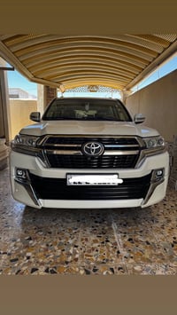 لاندكروز GXR • ٢٠٢١ • ٨٣٠٠٠ كم