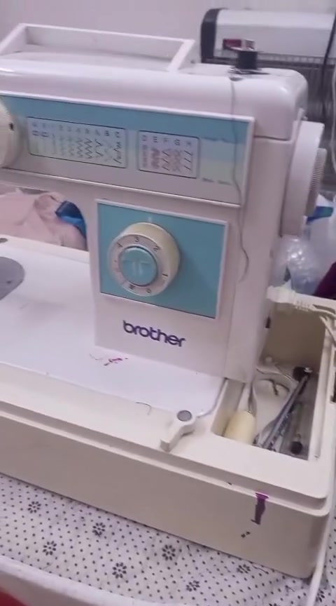 اغراض للبيع كلمن وسعره تؤاصل واتساب يؤجد تؤصيل ***********
