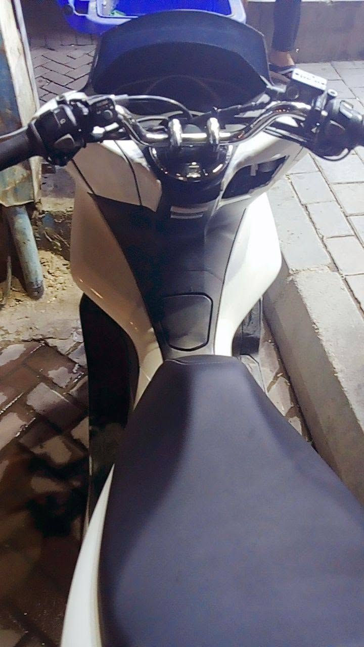 سلام عليكم دراجه بي سيكس جيل ثالث كفاله صاله شهرين من نازله رمبه وراقه كله كامله مال كمركه مكينه مامفتوحه بيه برغي كله شغاله خير من الله حساسات كله شغال وبيه تبريد تتفه شغال العنوان بغداد مدينه صدر سعر ٢٤ ورق وبيه مجال الطيبين رقم لهاتف ***********تواصل بس واتساب
