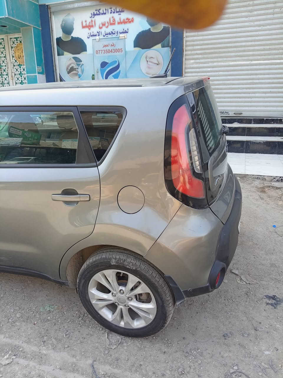 السلام عليكم للبيع صول موديل ٢٠١٤ أمريكي رقم بابل فول مواصفات عدا الفتحه الحادث شويه بالبنيد والجاملغ مكان بابل السعر ١٠٥ الرقم ***********
