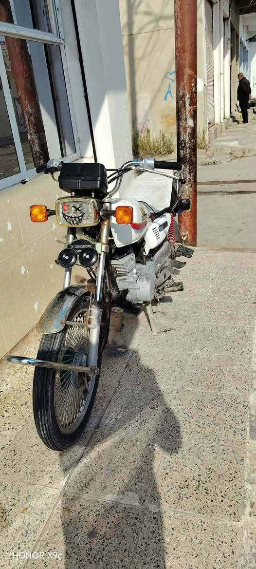 ماتور ايراني للبيع شرط محرك ما مفتوح 350 مجال بيه


**إذا كنت صاحب هذا الإعلان وتريد حذفه لأي سبب، رجاءا أرسل رسالة إلى الدعم الفني**