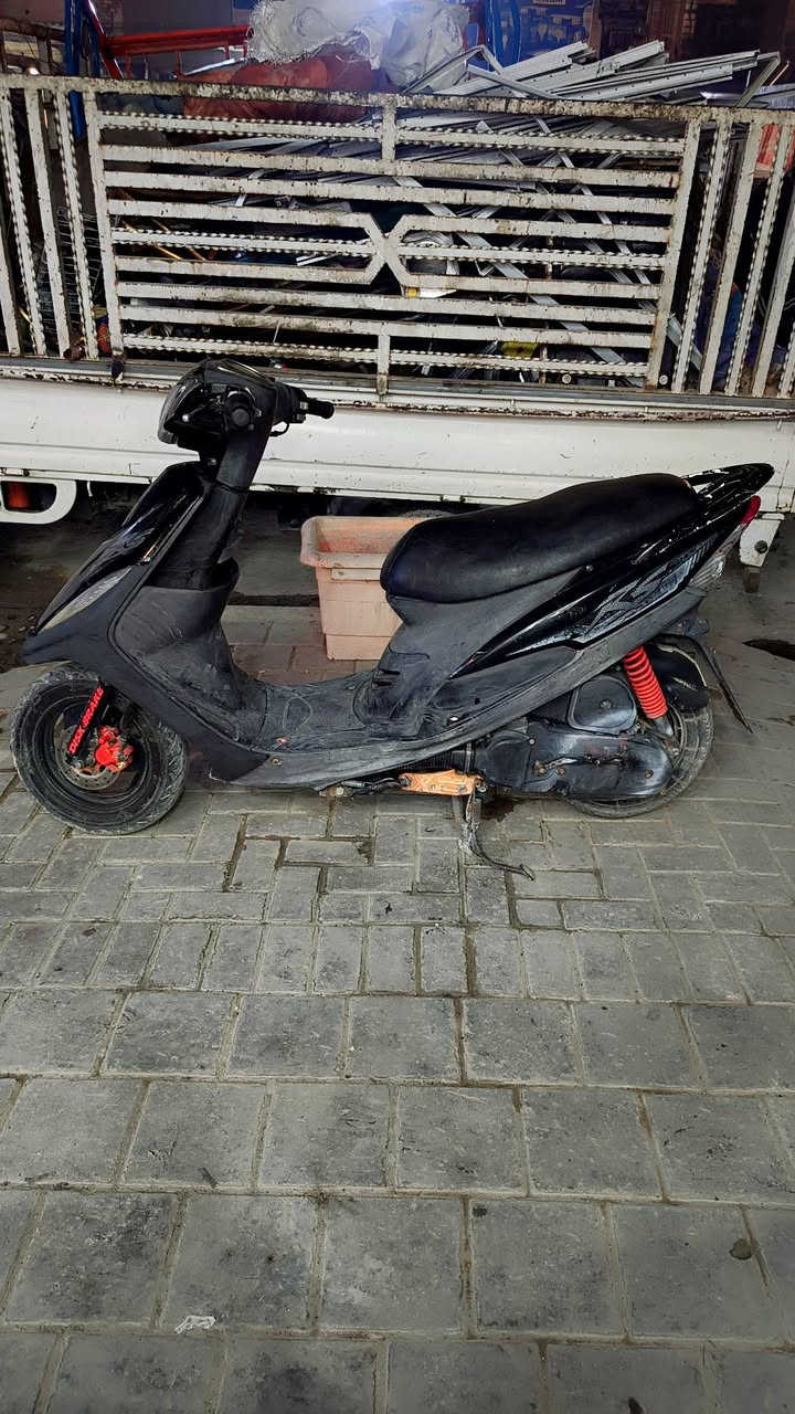 ماكس البيع العنوان المدينه الصدر دراجه رامبه مكفوله السعر ٧٥٠وبيه مجال قليل للتواصل ***********
