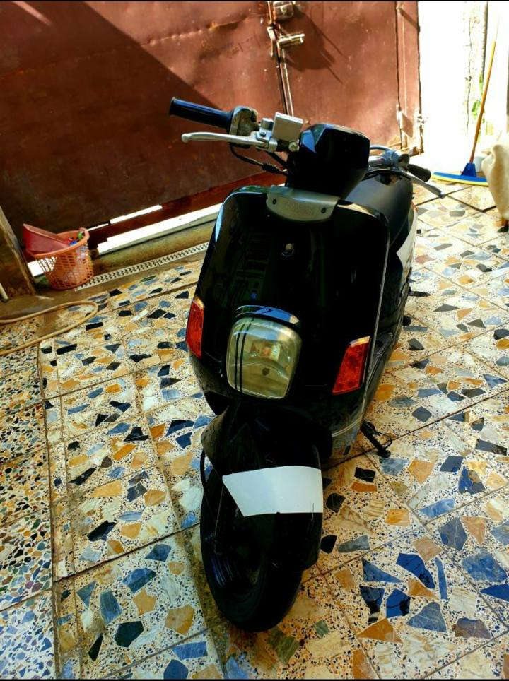 سلام عليكم حبايب دراجه ماكس بلوليس للبيع مكاني كربلاء رجائن الي مو شراي لٱ يتعبني لاتدخل وصير ابو مصلحه براسي الدراجه برغي ممفتوح منه نضيفه وجديده تعال افحص وشوف واني بخدمتك السعر 1.100 تحب تتواصل وياي *********** هذه رقمي كربلاء, العراق
