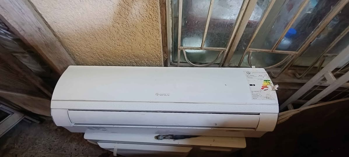 سبلت مستعمل طن ونص
قطعه الخارجيه  تشتغل 
بس القطعه الداخليه بيها ليك البصرة, العراق


**إذا كنت صاحب هذا الإعلان وتريد حذفه لأي سبب، رجاءا أرسل رسالة إلى الدعم الفني**