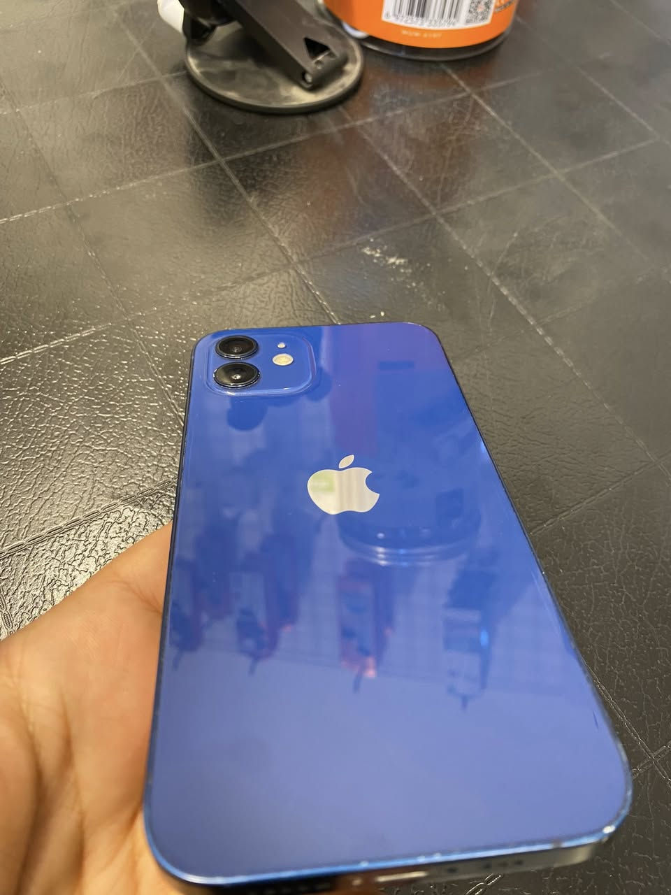 للبيع ايفون ١٢ عادي 
ذ٦٤
بطاريه ١٠٠ 
جهاز مبدل شاشه فيس ايدي شغال 
سعر ٢٠٠قفل قفل 
مكاني بغداد بلديات 
***********
