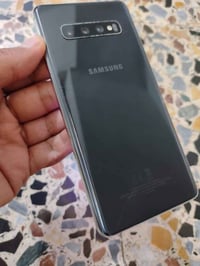 جالكسي S10+ • ١٢٨ • كاميرا امامية مالتشتغل