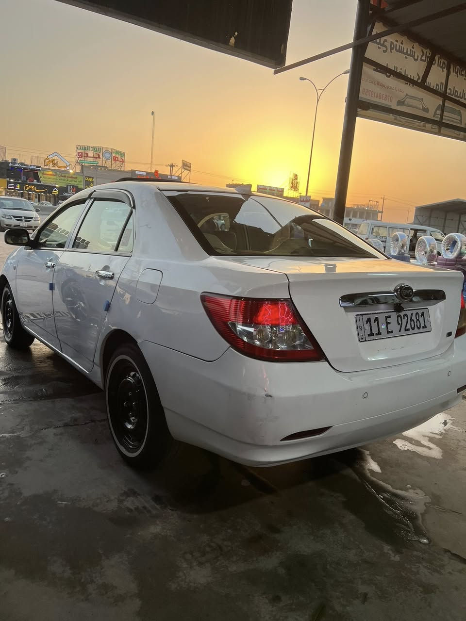 بي واي دي f3 گير عادي 2013
من رخصة الآدمن 

سياره كلش نظيفه خاليه من اي نقص مكينه ناعمه سياره بلاديه 

عليها تخم تاير خط أبيض جديد ووياله حديد جدد ، حداديتها كلها جديده طستها تخبل ، تبريد شغال ، سياره مكفوله عده شبر يم المازده وتكحيل رقم بغداد الدولي بأسمي 

السياره جاهزه شغل واطلع 

سعرها ب59

مكاني بسماية 

***********
