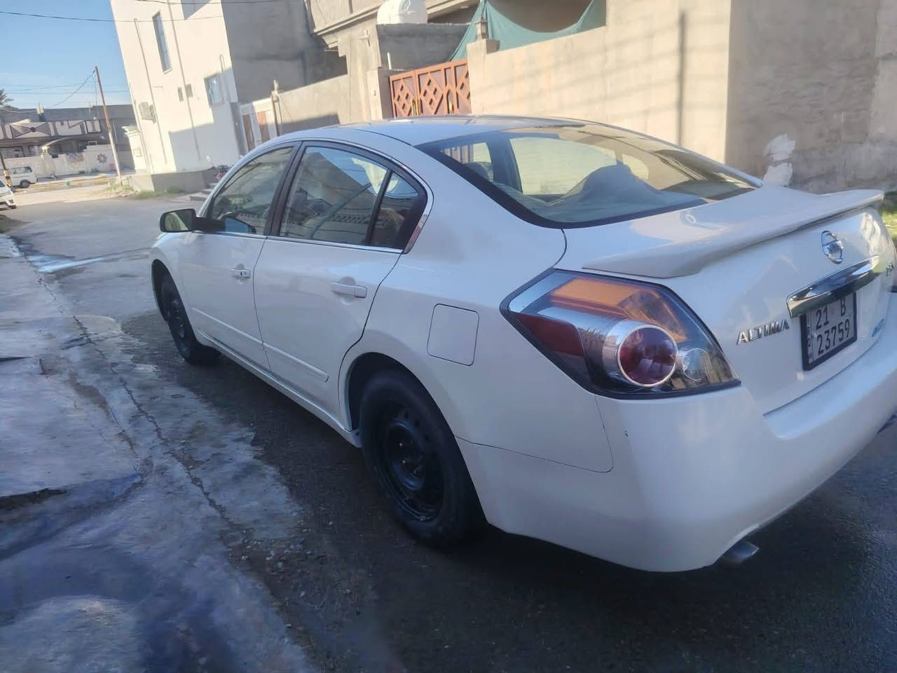 التيما 2012 خليجي رقم سليمانيه
بصمه تشغيل
بصمه أبواب 
شاشه وكاميرا
تبريد قطعتين
كير محرك مكفول سياره جاهزه من كل شي 
 صبغ جامرلغ خلفي إثر شخط موضح بالسونار
مراوس فقط كورلا 2015_2016
 واتساب ***********
***********
